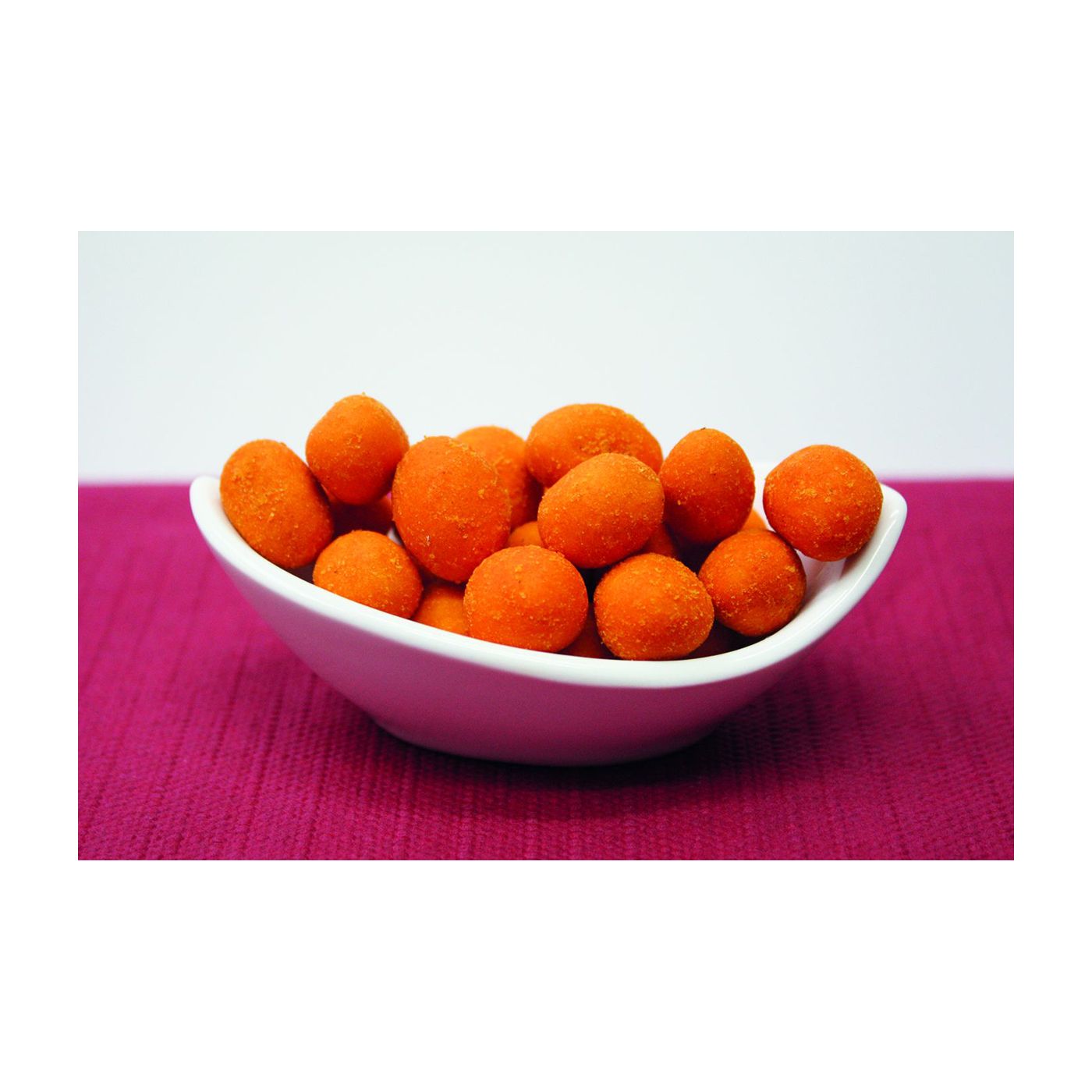 NikNak´s Classic-Chili 
 Erdnuss im Chili-Teigmantel
 8 Kg im Beutel